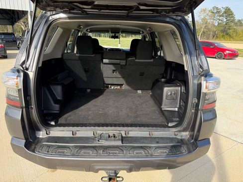 Used 2019 Toyota 4Runner SR5 image 9