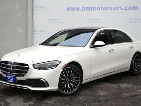 Used 2021 Mercedes-Benz S 580 4MATIC Sedan image 2