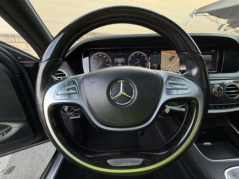 Used 2015 Mercedes-Benz S 550 Sedan image 32