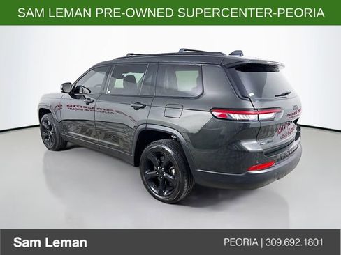 Used 2023 Jeep Grand Cherokee L Limited w/ Black Appearance Package AWD/4WD image 5