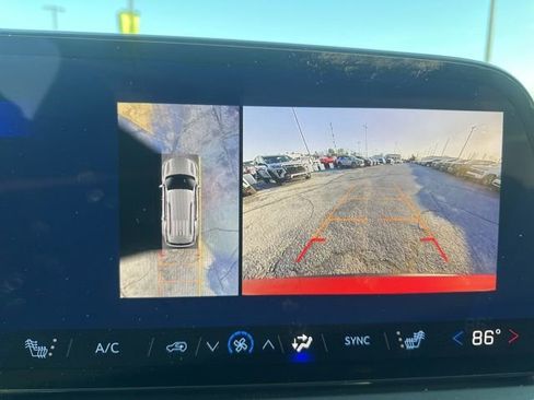 New 2026 Chevrolet Traverse LT w/ Midnight/Sport Edition image 24