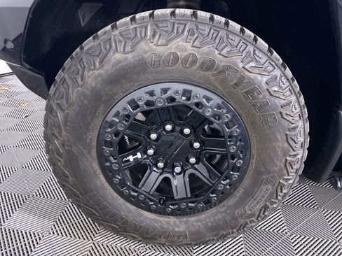 Certified 2024 GMC Hummer EV 3X w/ Omega Edition image 15