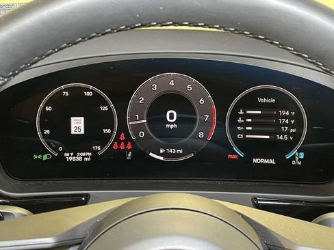 Certified 2025 Porsche Cayenne Coupe AWD/4WD image 46