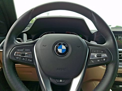 Used 2021 BMW 330i xDrive Sedan w/ Premium Package AWD/4WD image 19