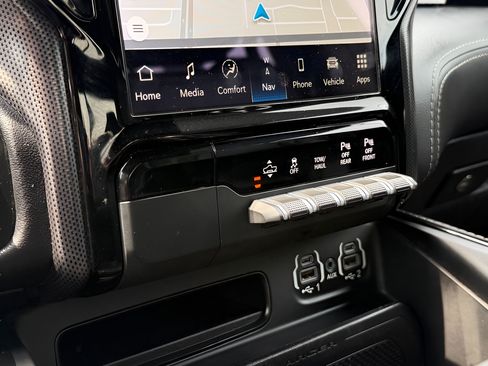 Used 2022 RAM 1500 Limited AWD/4WD image 61