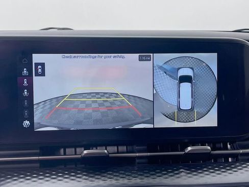 Used 2024 Kia Carnival SX Prestige image 13