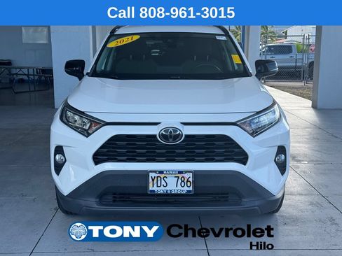Used 2021 Toyota RAV4 XLE w/ Carpet Mat Package (TMS) FWD image 8