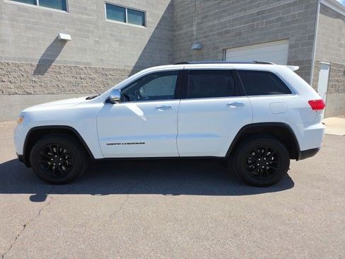 Used 2015 Jeep Grand Cherokee Limited w/ Trailer Tow Group IV AWD/4WD image 7