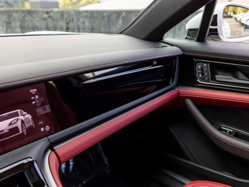 New 2026 Porsche Panamera 4 image 37