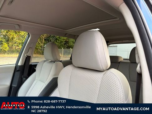 Used 2019 Subaru Forester Premium w/ All-Weather Package image 11