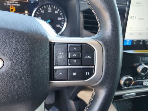 Used 2024 Ford Expedition Max Limited image 25