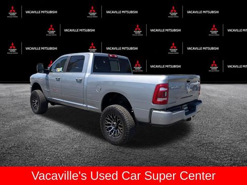 Used 2024 RAM 2500 Laramie AWD/4WD image 4