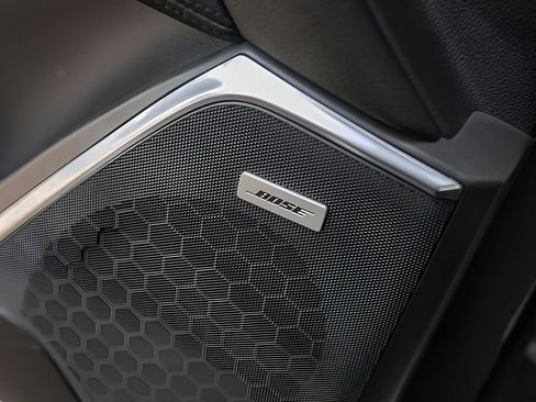 Used 2020 Cadillac Escalade Luxury image 22