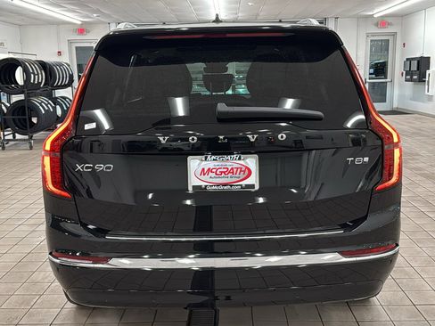 New 2026 Volvo XC90 T8 Ultra w/ Protection Package Premier image 6