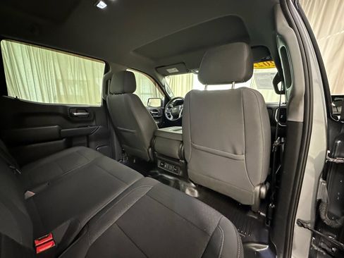 Certified 2022 Chevrolet Silverado 1500 LT AWD/4WD image 20