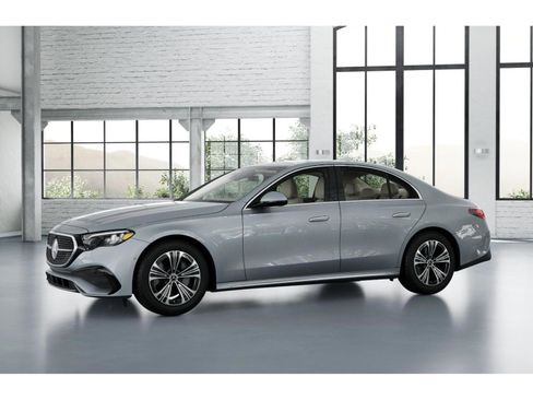New 2026 Mercedes-Benz E 350 4MATIC Sedan image 37