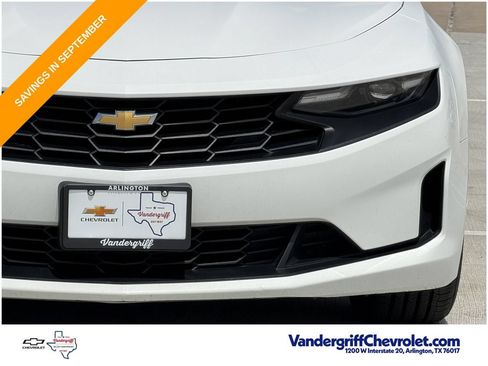 Used 2023 Chevrolet Camaro LT RWD image 7