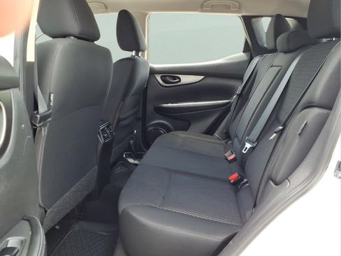 Used 2021 Nissan Rogue Sport S FWD image 15