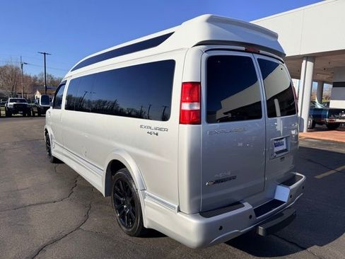 Used 2019 Chevrolet Express 2500 Extended w/ Enhanced Convenience Package RWD image 24