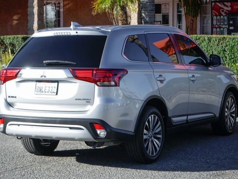 Used 2019 Mitsubishi Outlander SEL image 11