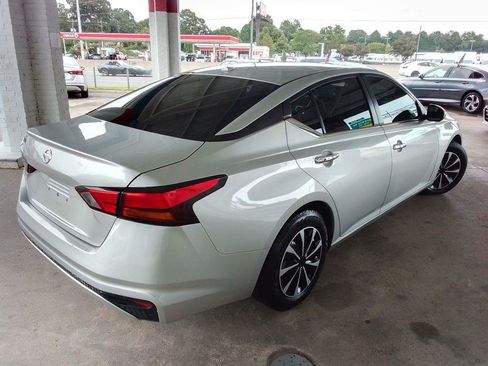 Used 2019 Nissan Altima 2.5 S FWD image 5