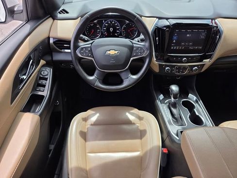 Certified 2022 Chevrolet Traverse Premier w/ LPO, Cargo Package FWD image 12