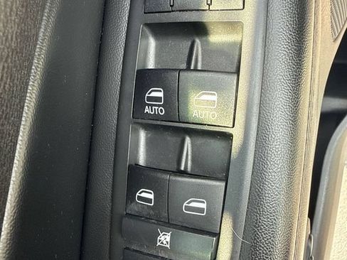 Used 2019 Jeep Grand Cherokee Limited w/ Luxury Group II AWD/4WD image 27