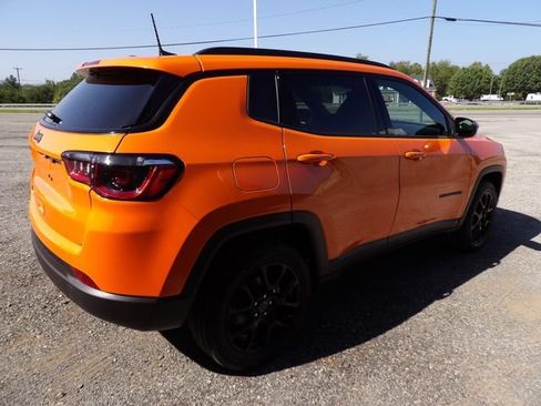 New 2026 Jeep Compass Latitude AWD/4WD image 4