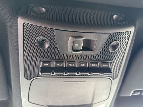 Used 2017 Ford F150 Raptor w/ Equipment Group 802A Luxury image 43