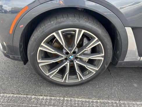 Used 2020 BMW X7 xDrive40i w/ Premium Package AWD/4WD image 13