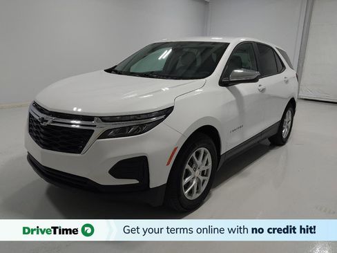 Used 2022 Chevrolet Equinox LS w/ LPO, Chrome Package image 1