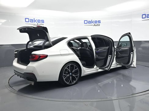 Used 2023 BMW M550i xDrive AWD/4WD image 57