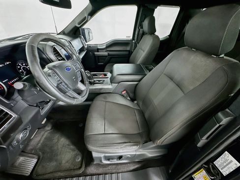 Used 2016 Ford F150 XLT w/ Equipment Group 302A Luxury AWD/4WD image 13