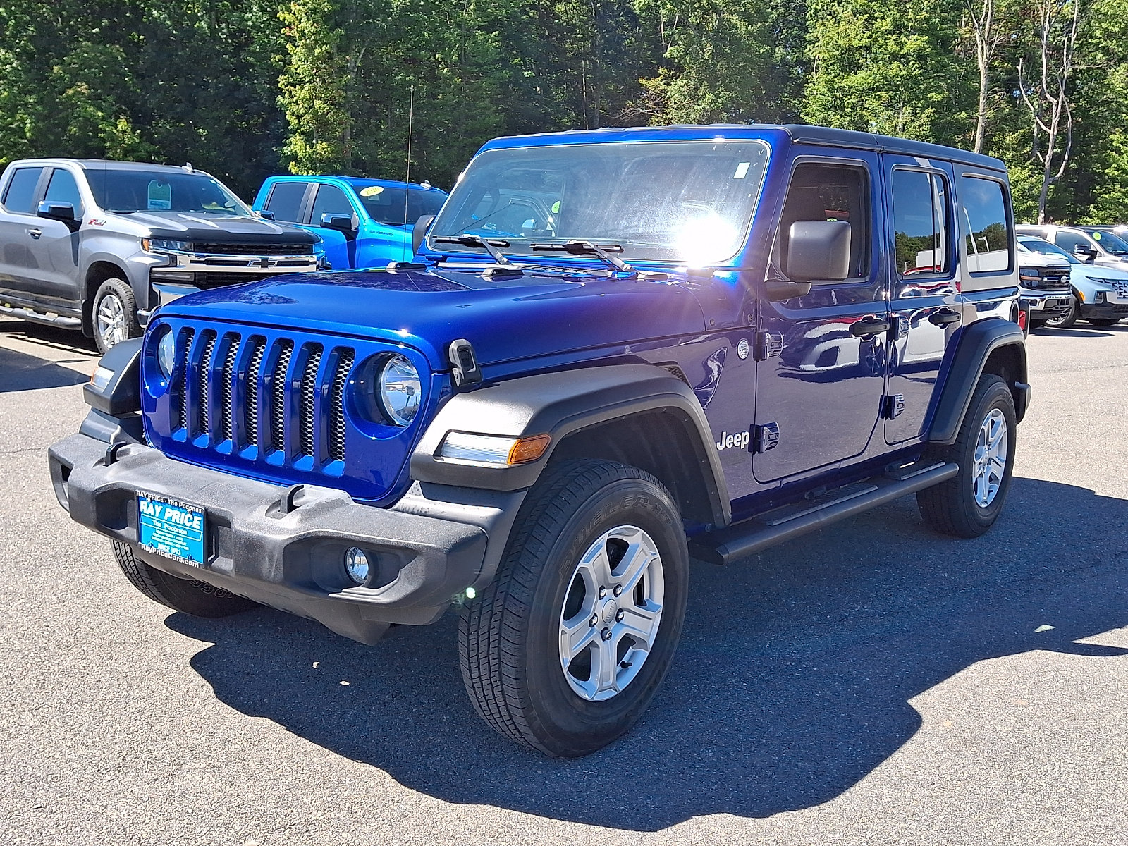 Used 2020 Jeep Wrangler Unlimited Sport S AWD/4WD image 3