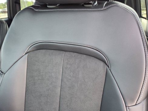 New 2025 Jeep Grand Cherokee Altitude RWD image 19