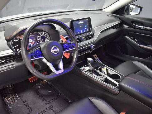 Certified 2024 Nissan Altima 2.5 SR FWD image 4