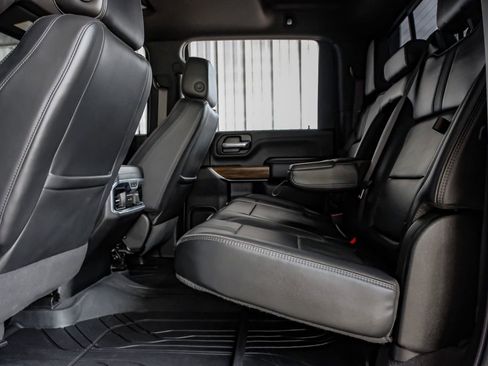 Used 2022 Chevrolet Silverado 3500 High Country image 38