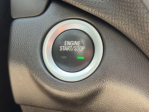 Used 2022 Chevrolet Equinox Premier FWD image 25