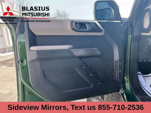 Used 2023 Ford Bronco Wildtrak image 17