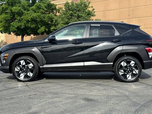 Used 2024 Hyundai Kona SEL AWD/4WD image 14