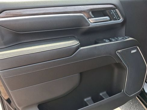 Certified 2024 Chevrolet Silverado 2500 LTZ w/ LTZ Convenience Package AWD/4WD image 12