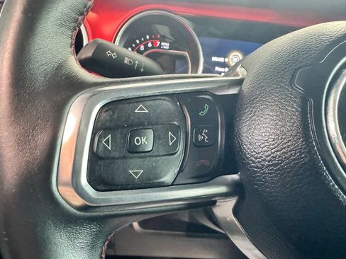 Used 2018 Jeep Wrangler Unlimited Rubicon image 24