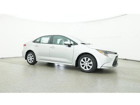 New 2025 Toyota Corolla LE FWD image 28