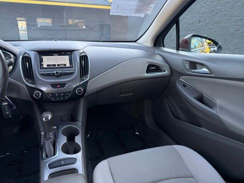 Used 2016 Chevrolet Cruze LT w/ RS Package image 23