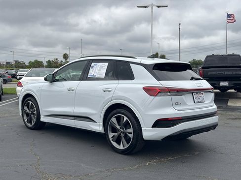Used 2024 Audi Q4 e-tron Prestige w/ Black Optic Package AWD/4WD image 3