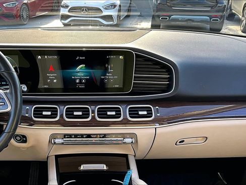 Used 2021 Mercedes-Benz GLE 450 4MATIC image 7