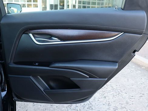 Used 2019 Cadillac XTS Luxury image 46