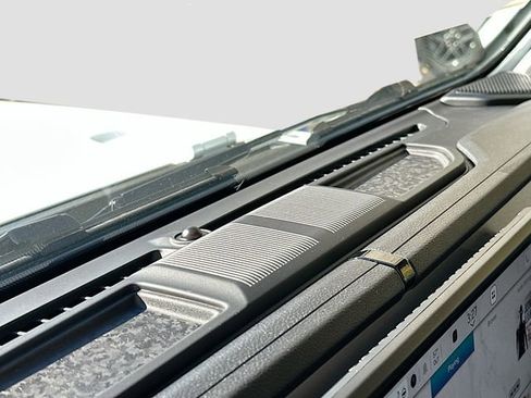 New 2026 Jeep Gladiator Willys AWD/4WD image 19