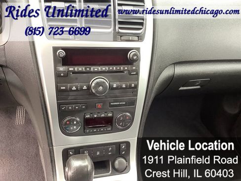 Used 2012 GMC Acadia SLT FWD image 17