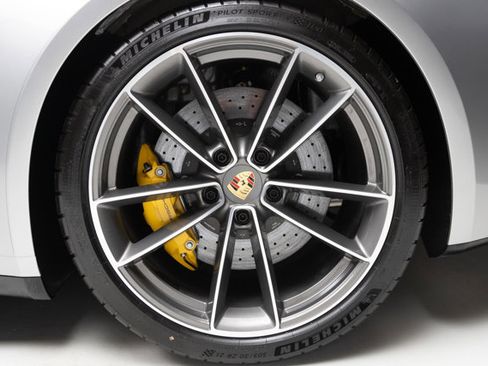 Used 2024 Porsche 911 Targa 4S image 47